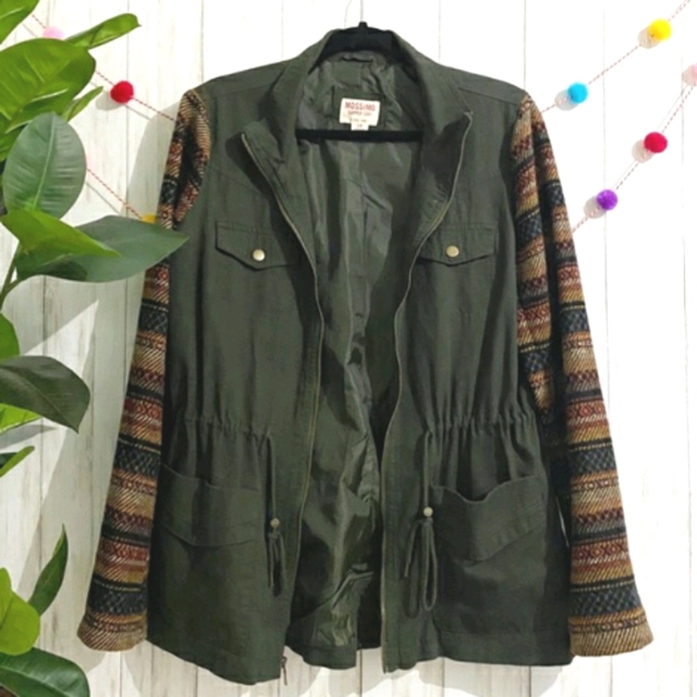 Olive Fittted Cargo Jacket with Fleece Aztec Print
